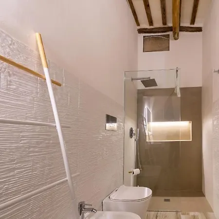 White Luxury Marsala