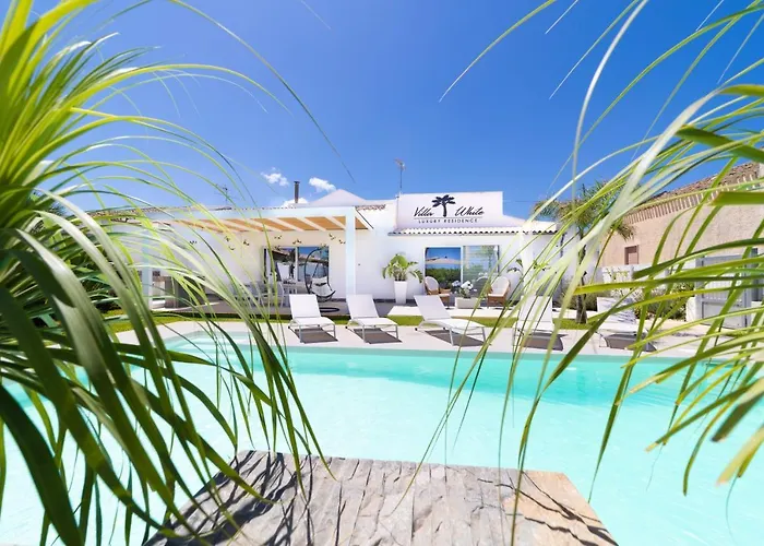 White Luxury Дом отдыха *