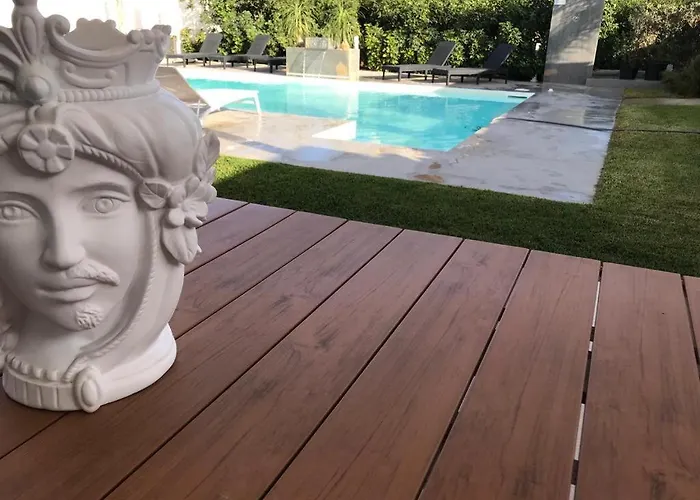 White Luxury Марсала